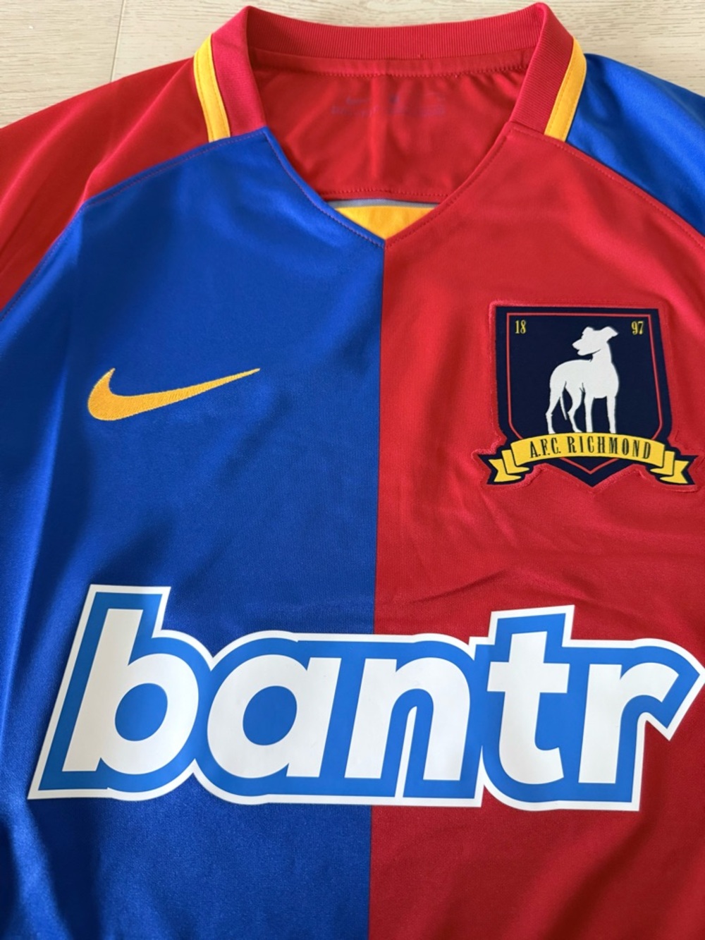 AFC Richmond Ted Lasso Nike Home Soccer Jersey Men's Size Small FD2361-449 NEW - Picture 5 of 6